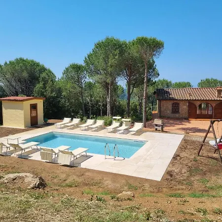 Le Pinetine Apartment