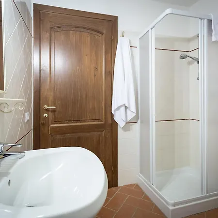 Le Pinetine Apartment
