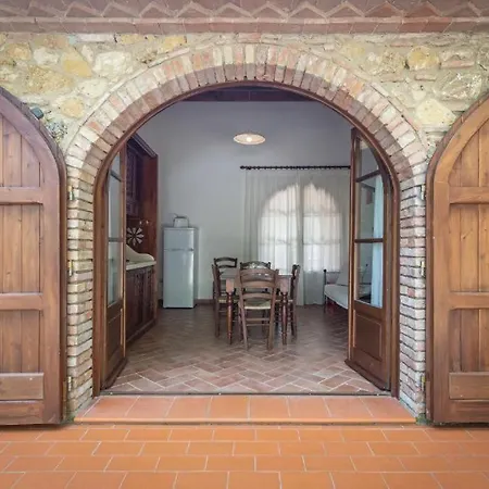 Le Pinetine Apartment