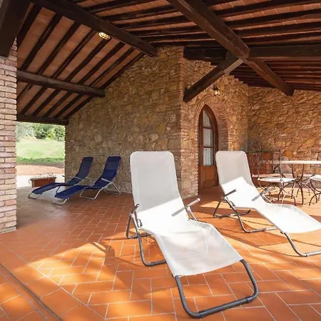Le Pinetine Apartment Riparbella
